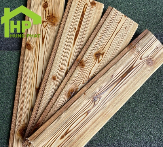GỖ THÔNG PHẦN LAN cháy  (Vân Sáng) 10mm